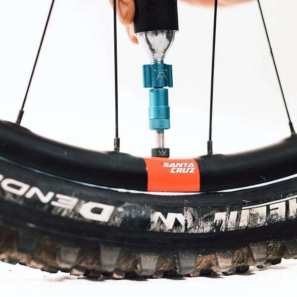 Peaty's Holeshot CO2 Tyre Inflator MTB (25g) - Black 