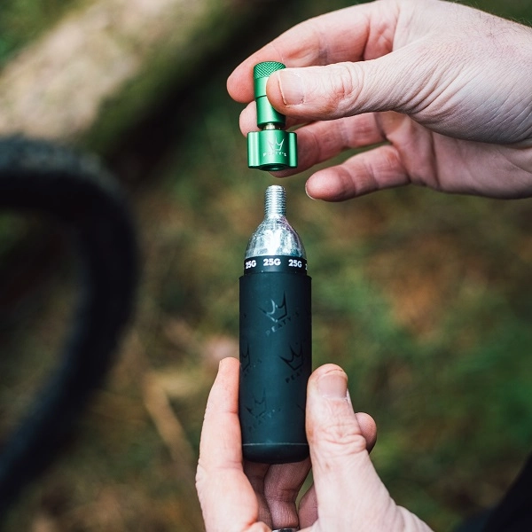 Peaty's Holeshot CO2 Tyre Inflator MTB (25g) - Emerald 