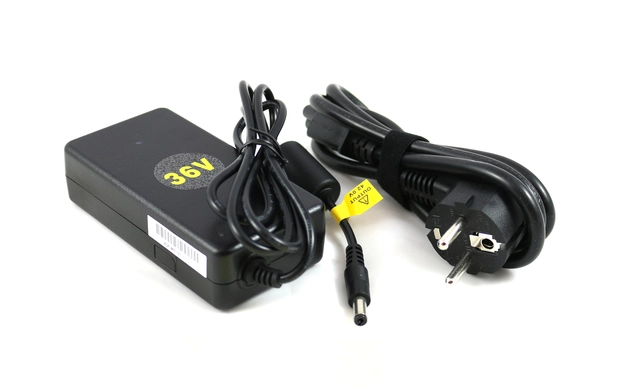 Battery charger 36V Inside (60W) AC Plug CEE 7/DC Plug 001 