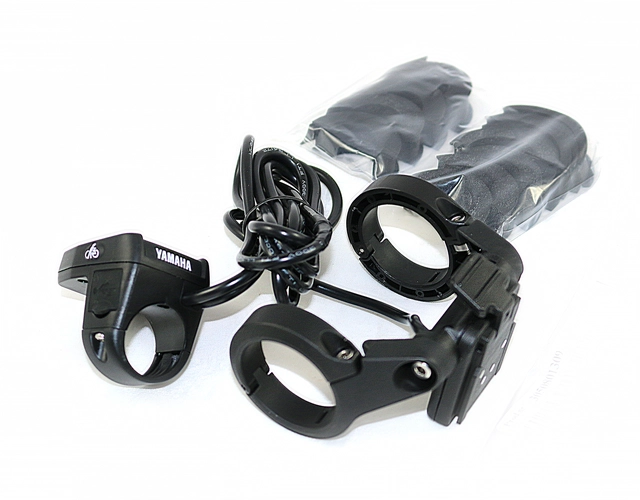Yamaha PW display holder ->2015 Inc. cable and remote 